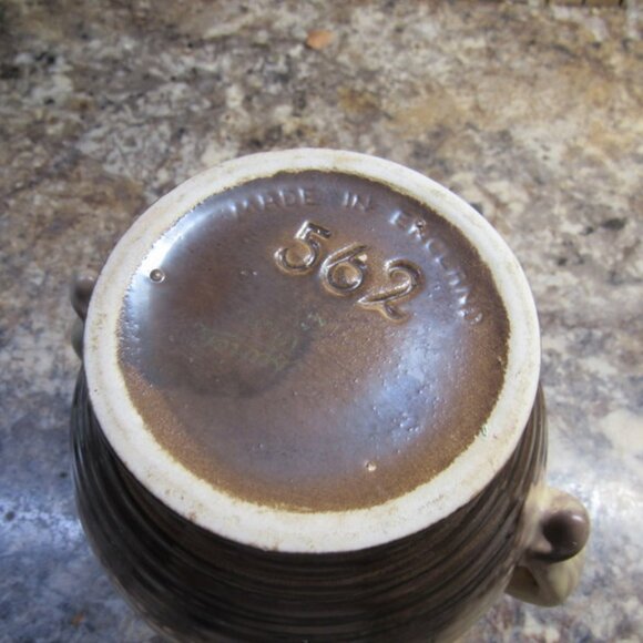 VINTAGE BESWICK POTTERY. 5 1/2 X 6 INCHES. - Picture 7 of 8